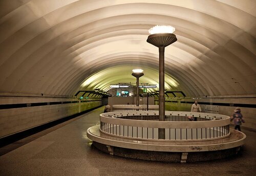 Sportivnaya (Saint Petersburg, Dobrolubova Avenue), metro station