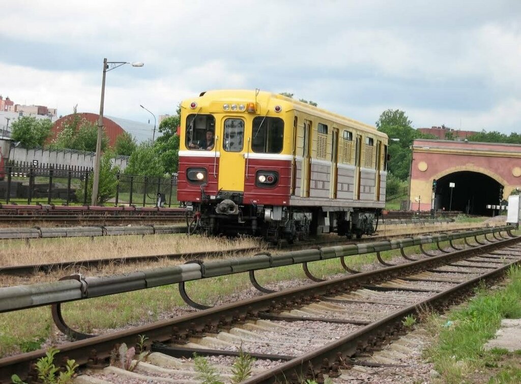 Управление городским транспортом и его обслуживание ГУП Петербургский метрополитен, электродепо Автово, Санкт‑Петербург, фото