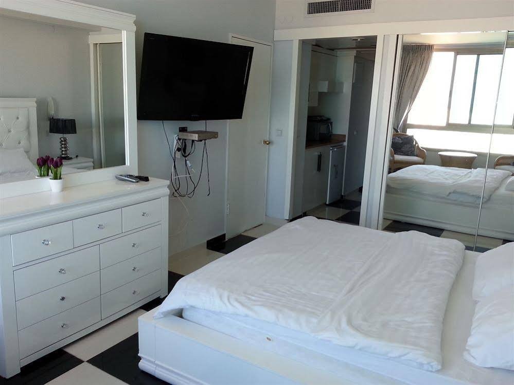 Фото Hotel Carmel Holiday Apartments