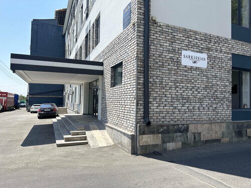 Sarkissian Fotoğraf 1