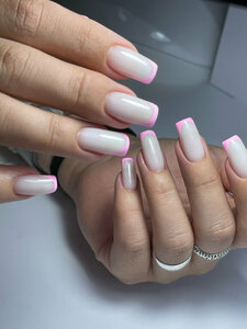 Li Nails (ulitsa Kraynego, 49) ، صالون العناية بالأظافر