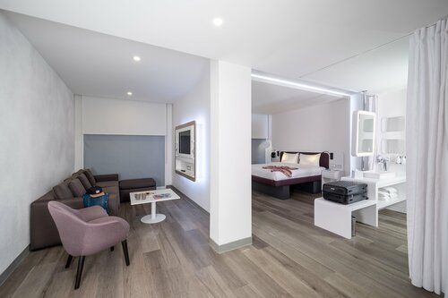 Гостиница Recharge Cabins by Yotel Air в Арнавуткёе