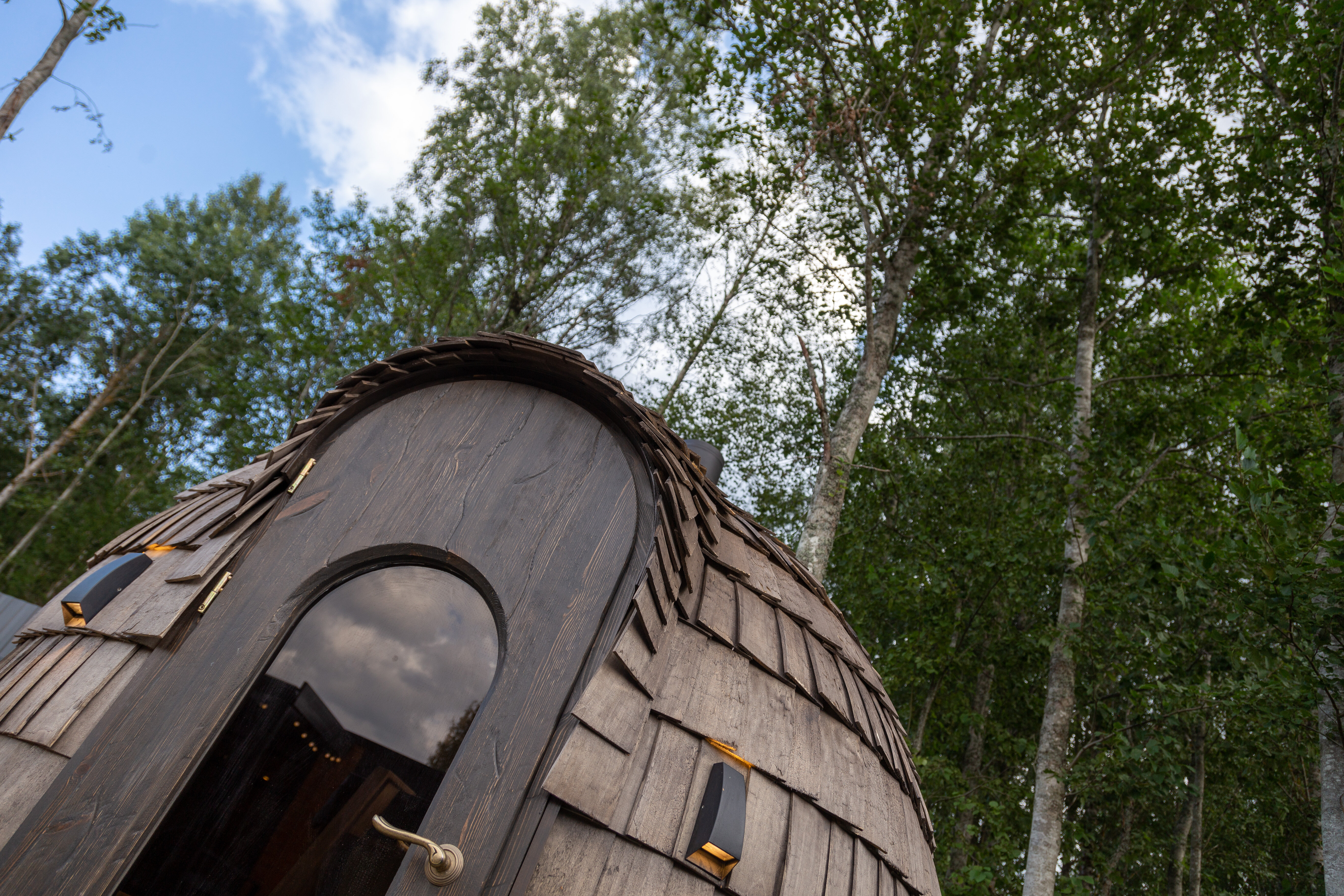 Фото Блэк Вилладж Фэмили