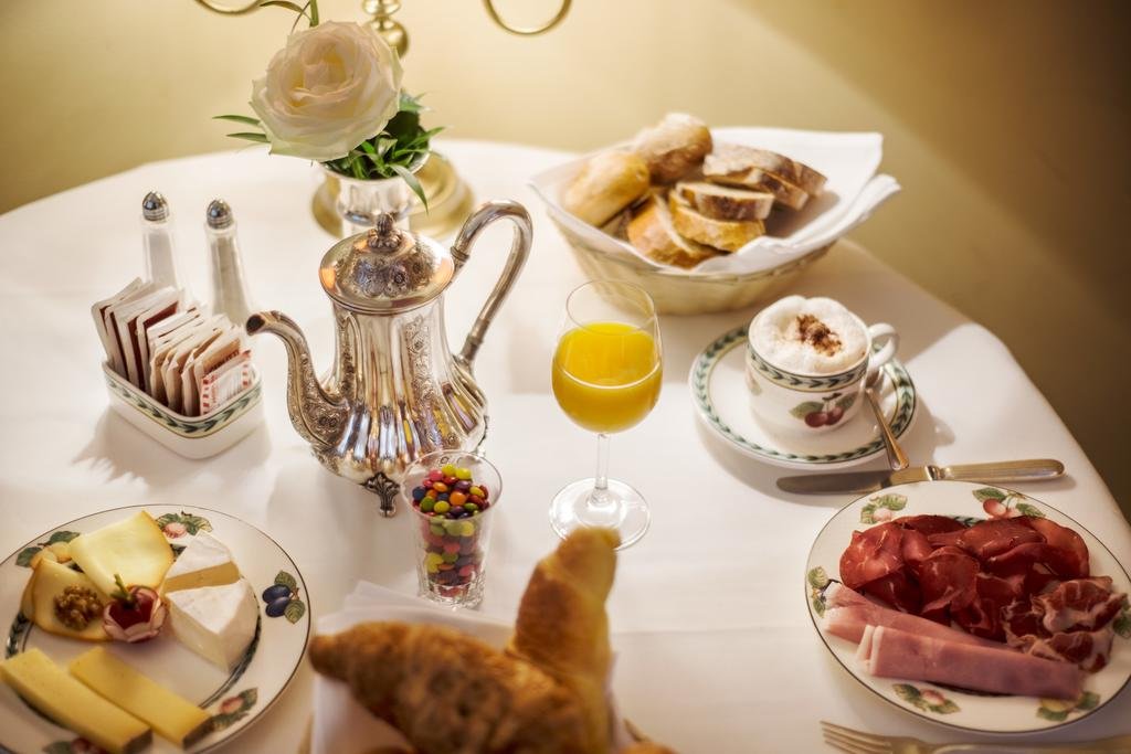 Фото International au Lac Historic Lakeside Hotel - Lugano