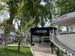 TheKitchen lounge (Yusuf Sakkokiy ko'chasi, 48В), restaurante