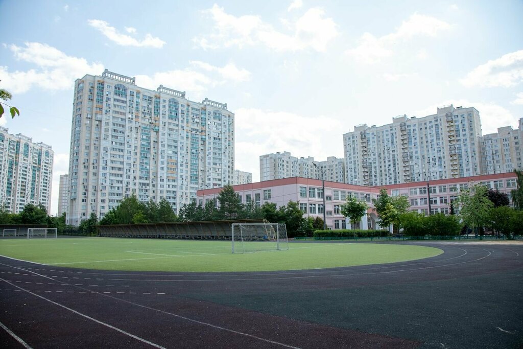 School Gbou Secondary School named after Marshal V. I. Chuikova, Moscow, photo