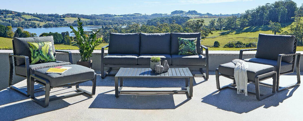 Garden furniture Al Shabakah Universal Trading, Dubai, photo