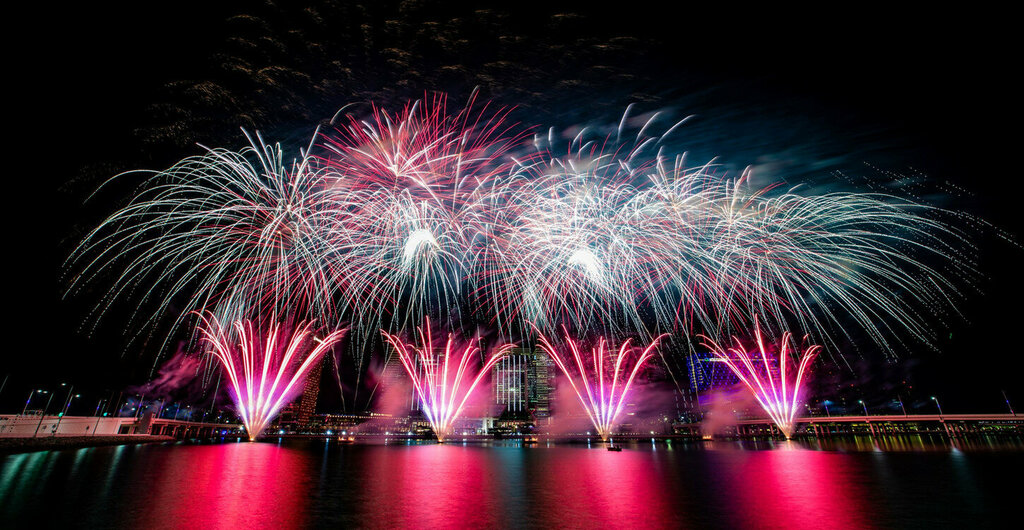 Organization and maintenance of exhibitions Pains Fireworks LLC, Dubai, photo