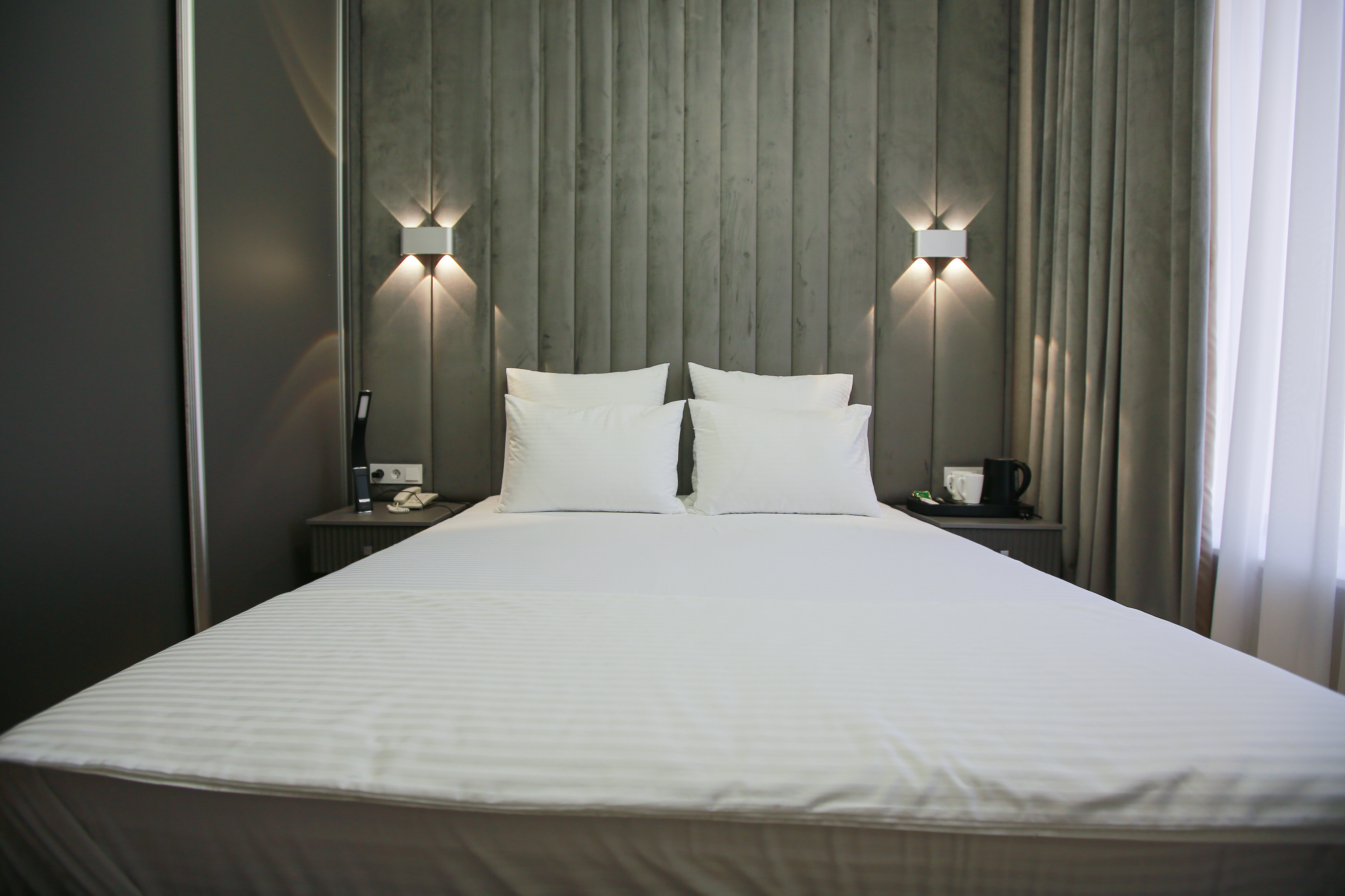 Фото Параллель