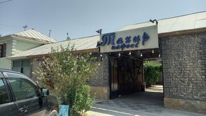 Tahir (Tórequlov kóshesi, 80), cafe