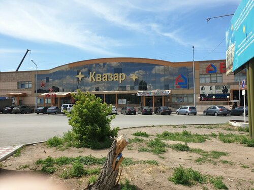 Киска тігілген БДСМ бейнесі