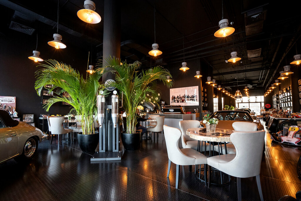 Art workshop Mille Miglia Gallery, Dubai, photo