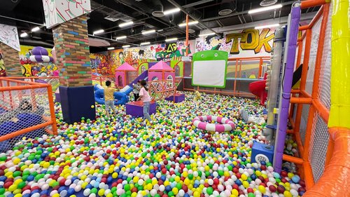 Paypoq va poshnali katta kokrakli onalarni onlayn tomosha qiling.