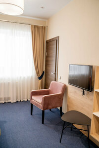 Dolphin (Chaykovskiy, Kabalevskogo Street, 9/3), hotel