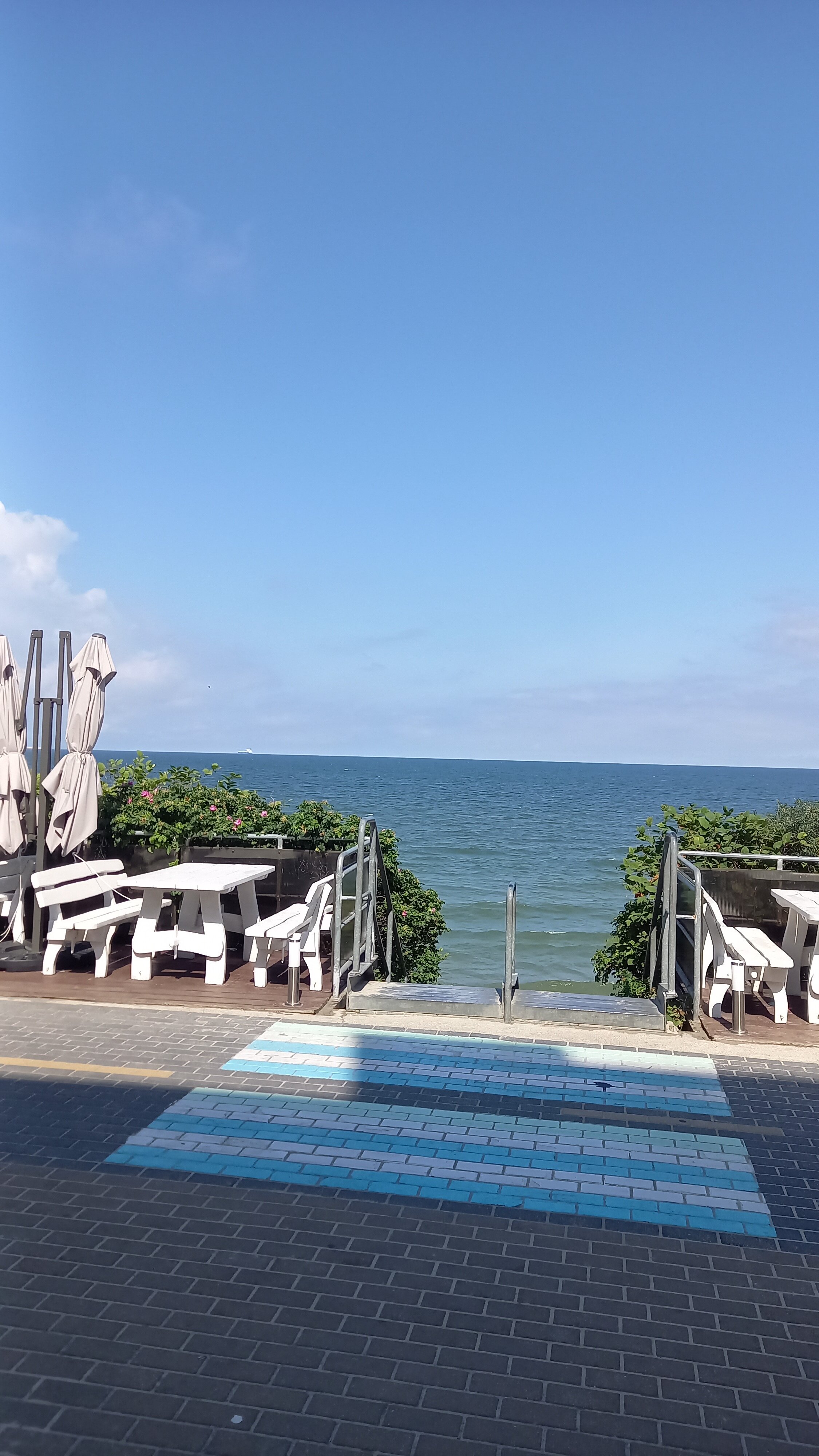 Фото Априори