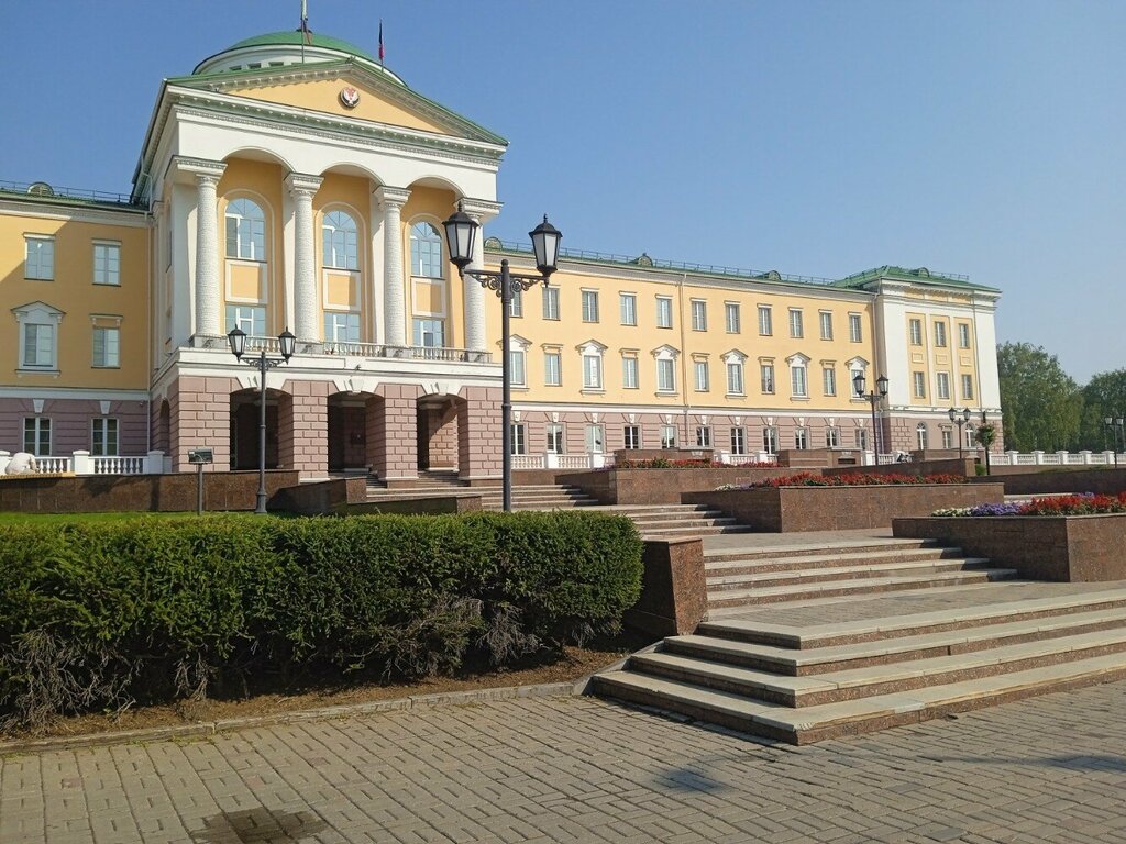 Government ministries, services Administration of the Head and Government of the Udmurt Republic, Izhevsk, photo