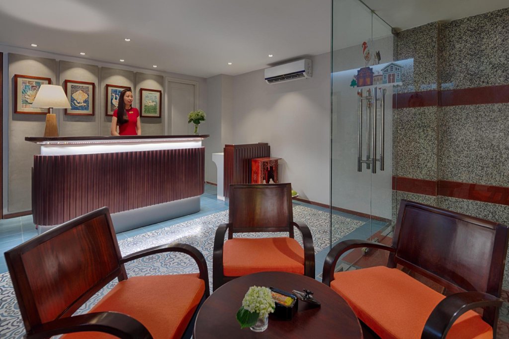 Фото Little Saigon Boutique Hotel