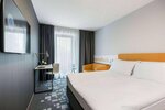Q hotel