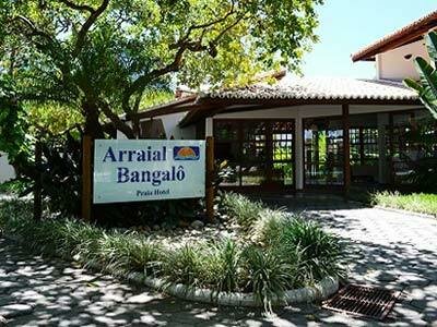 Внешний вид отеля Arraial Bangalô Praia Hotel в Порту-Сегуру, фото 2