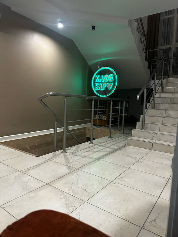 Фото Монест