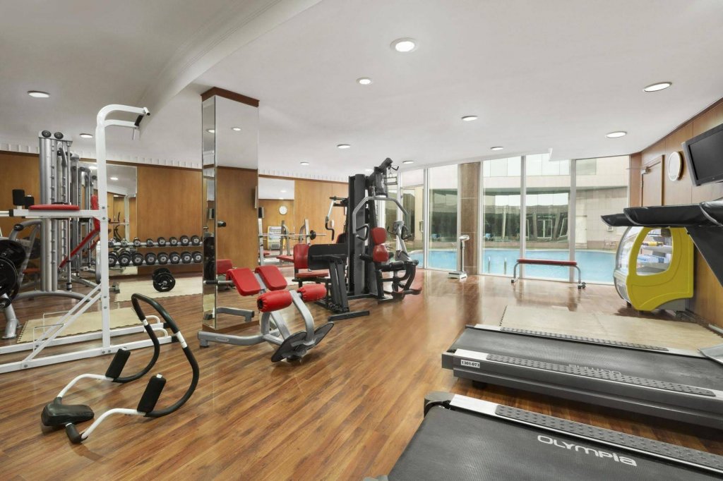 Фото Ramada Al Qassim Hotel And Suites