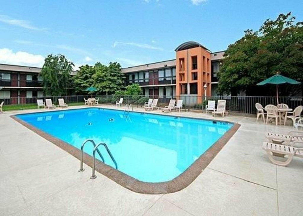 Hotel Quality Inn Roanoke Airport, Roanoke, photo