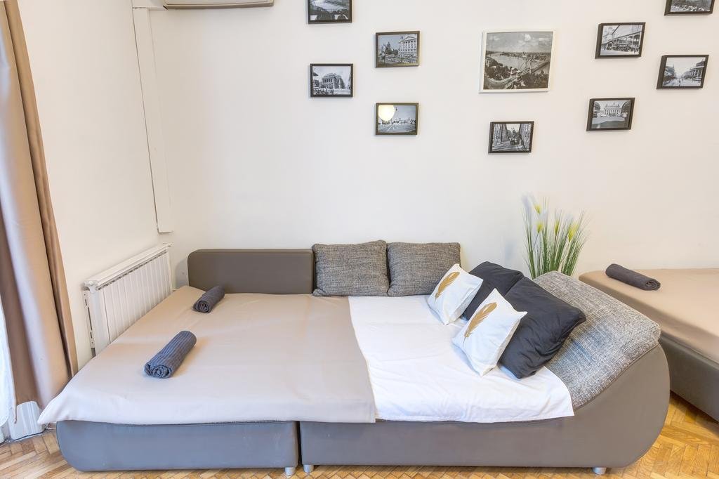 Фото Real Apartments Lovag