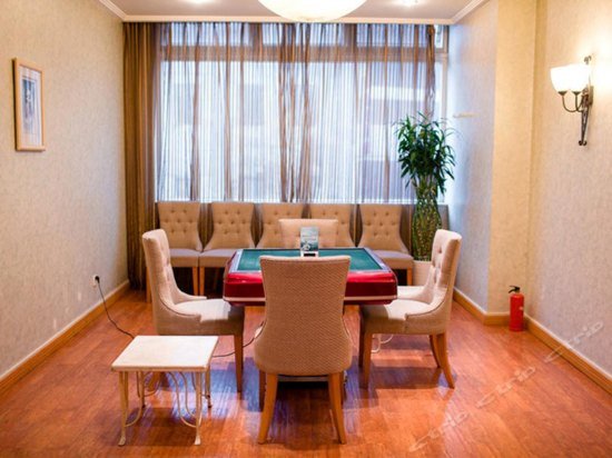 Фото Chongqing Milky Way Hotel