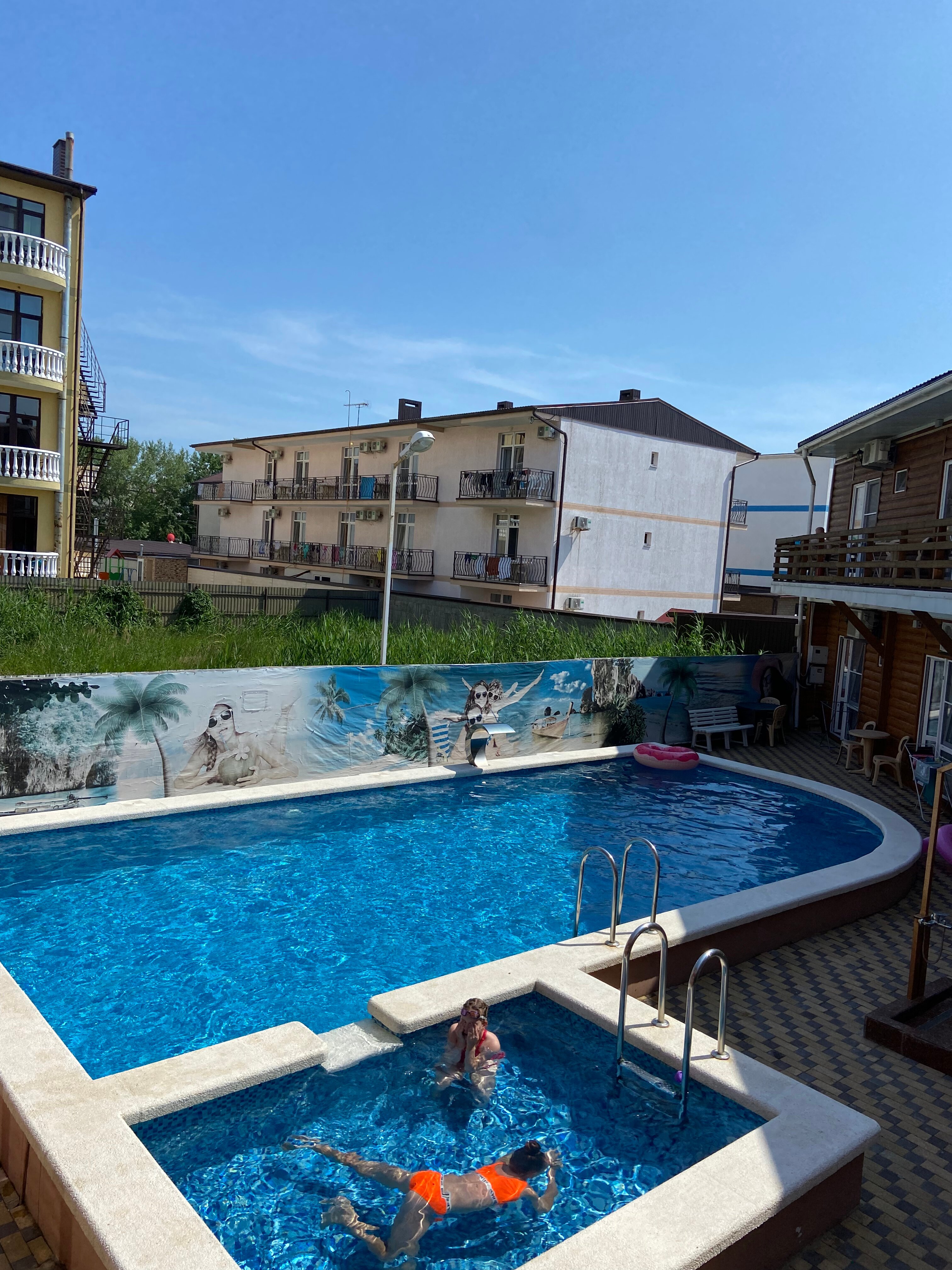 Фото Камела