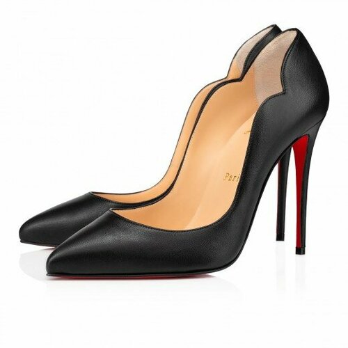Shoe store Christian Louboutin, Abu Dhabi, photo