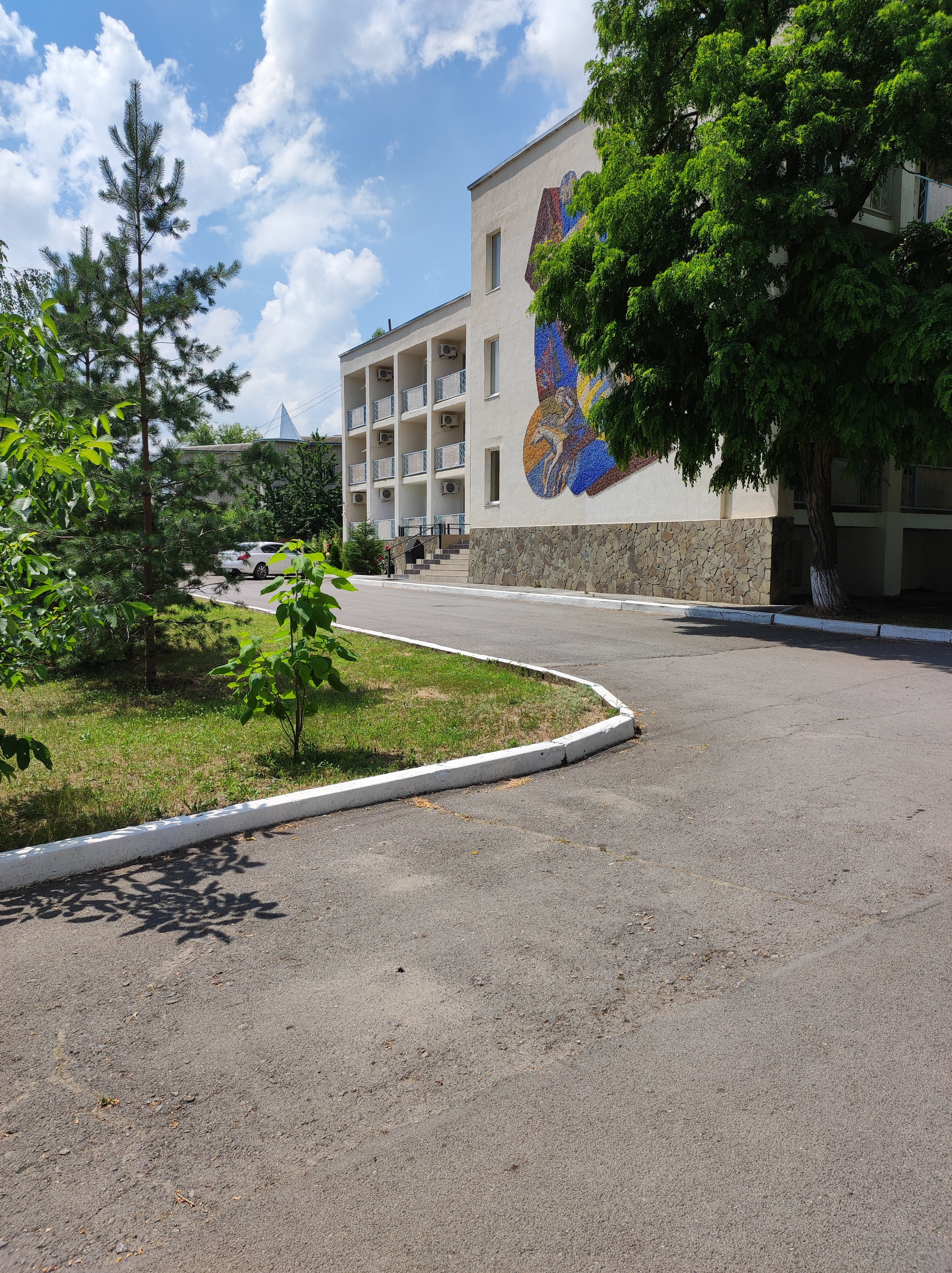 Фото отеля 1