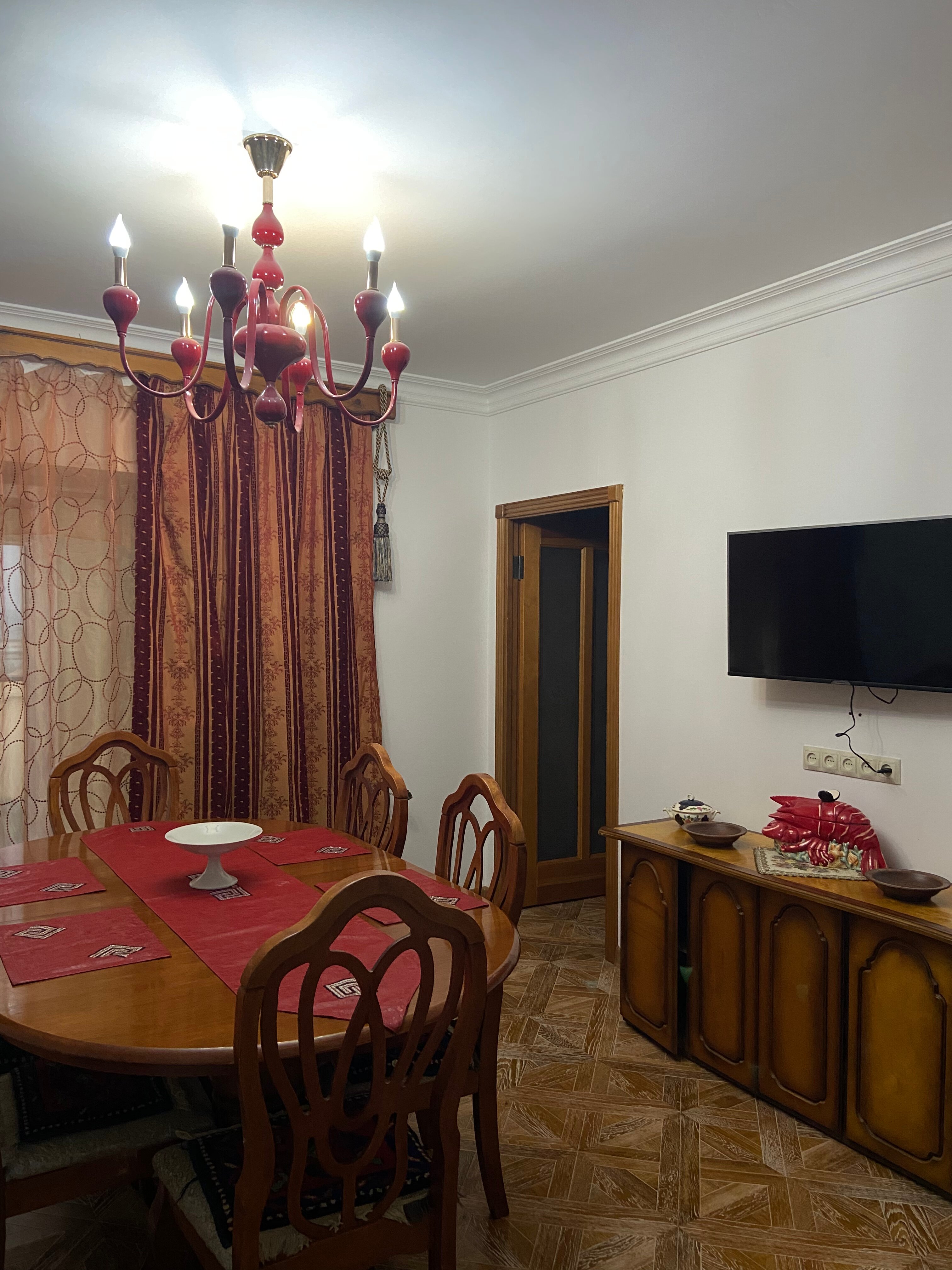 Фото Кади-Хан