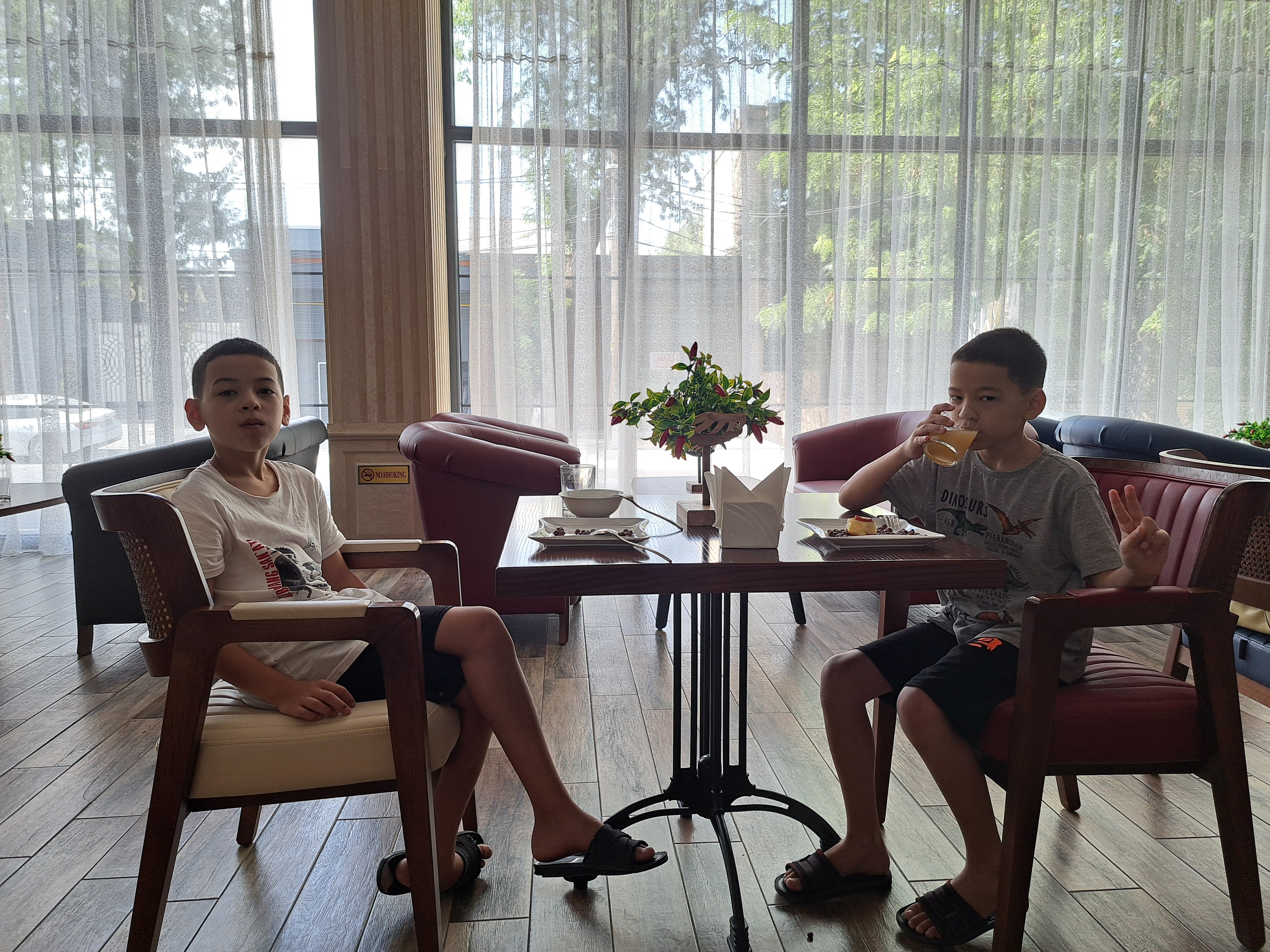 Фото Macan Terrace Hotel