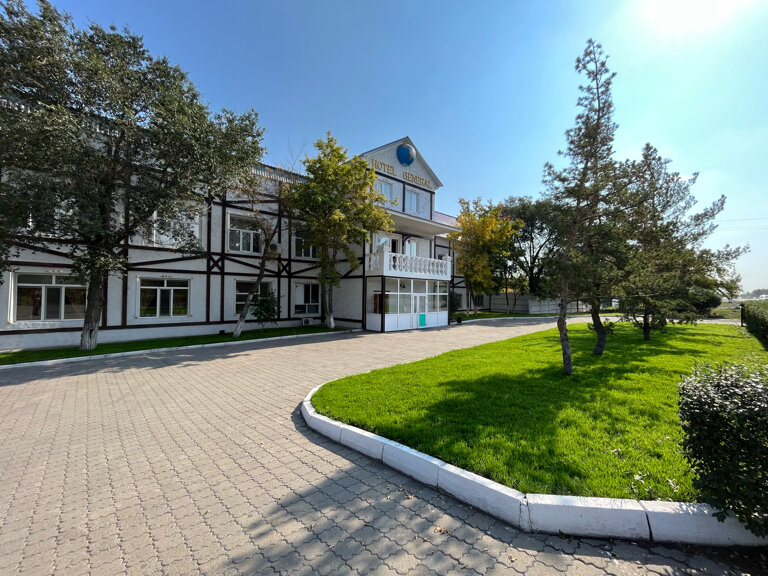 Фото отеля 2