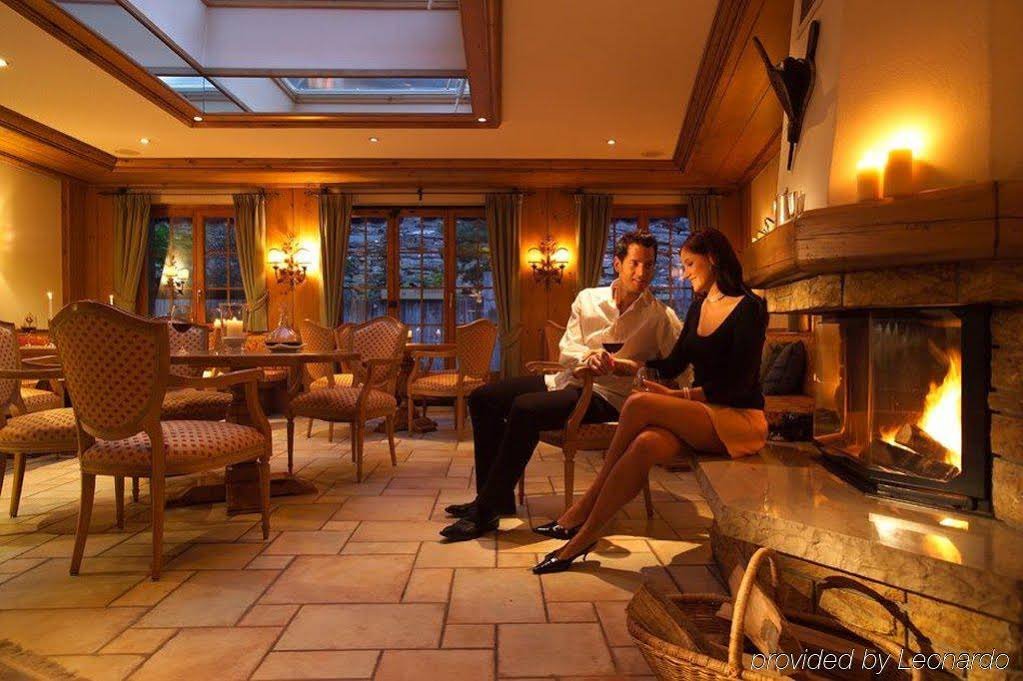 Фото Hotel Mama Zermatt