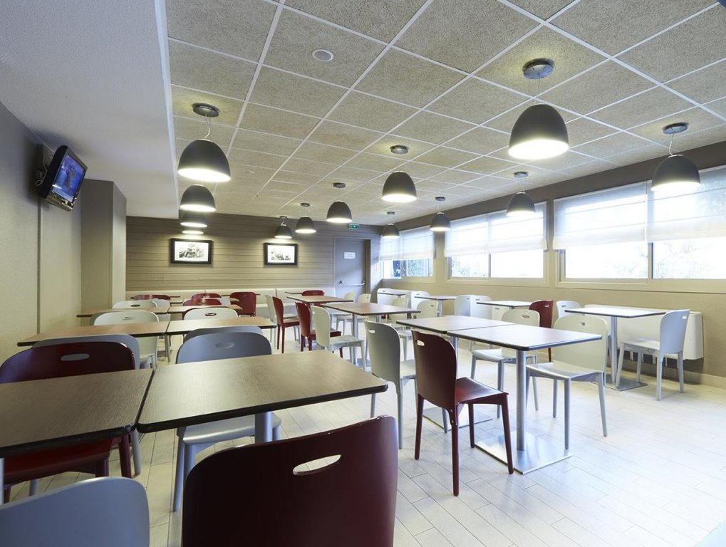 Фото Campanile Nice Centre Acropolis