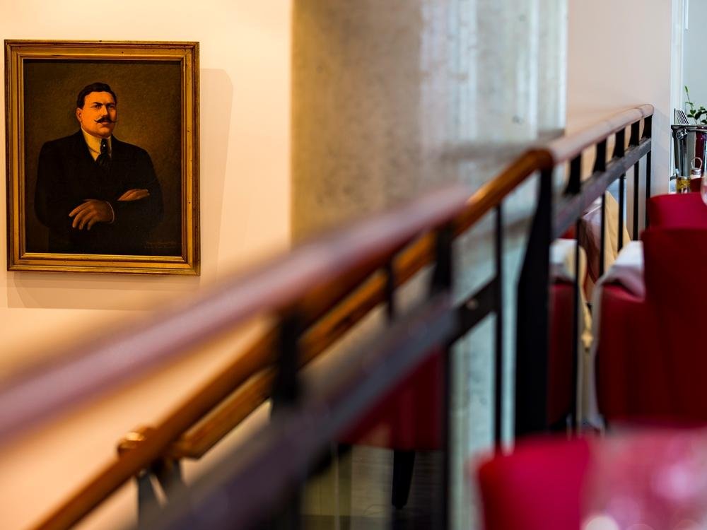 Фото Le Pere Leon Hotel