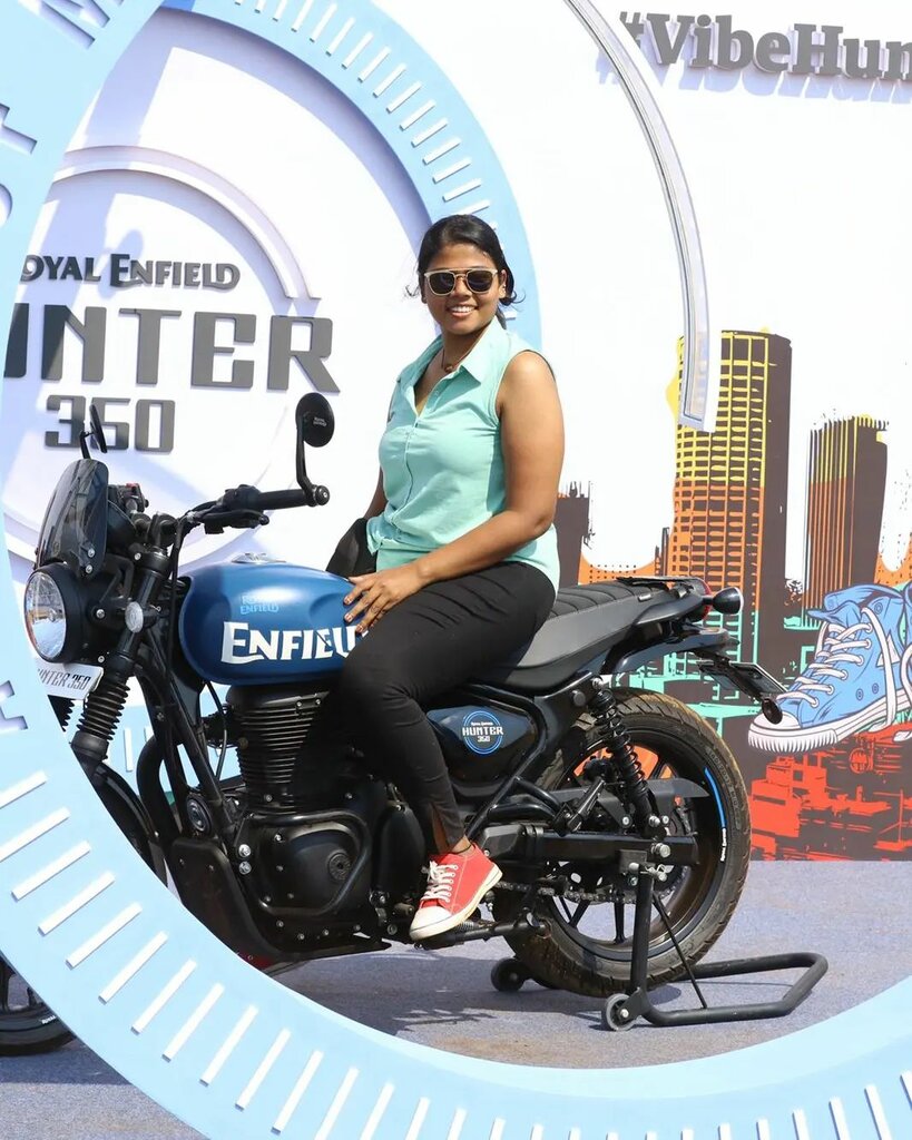 Warehouse services Royal Infield Warehouse, Dubai, photo