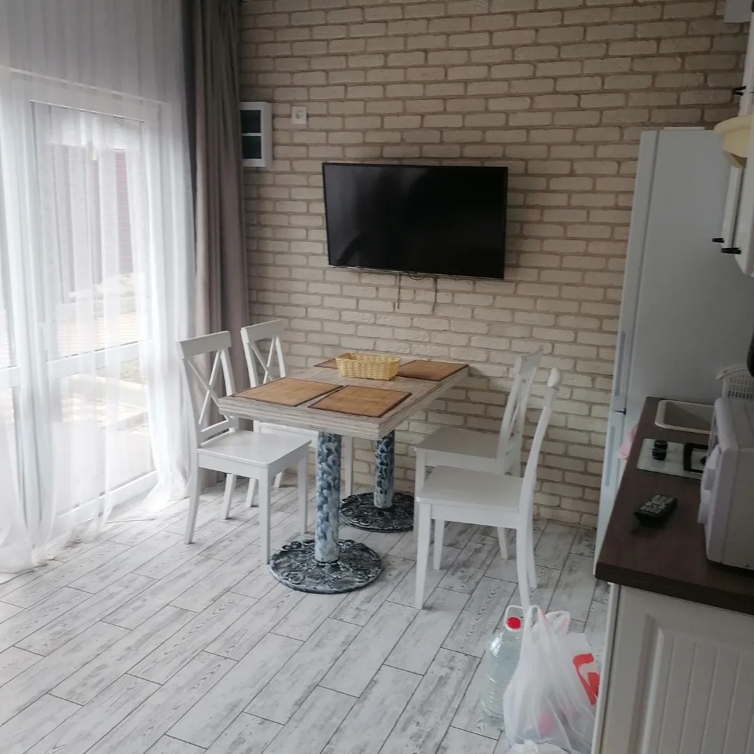 Фото Шале Леона