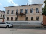 Жилой дом, I пол. XIX в. (Oktyabrskaya ulitsa, 129А) ، معلم جذب سياحي
