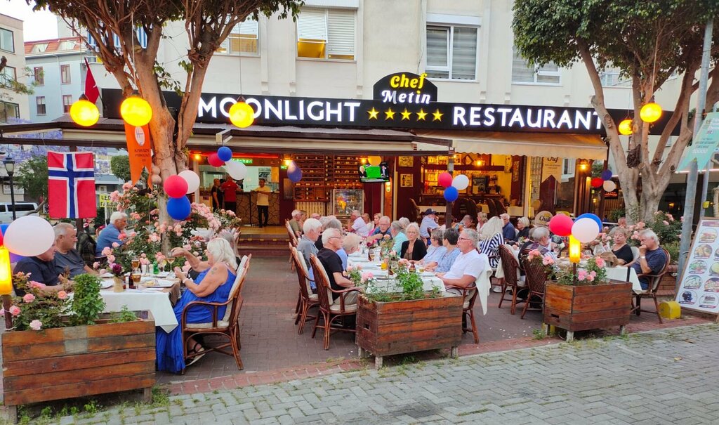 مطعم Chefmetin Moonlightrestaurant & Steak House ، ، صورة