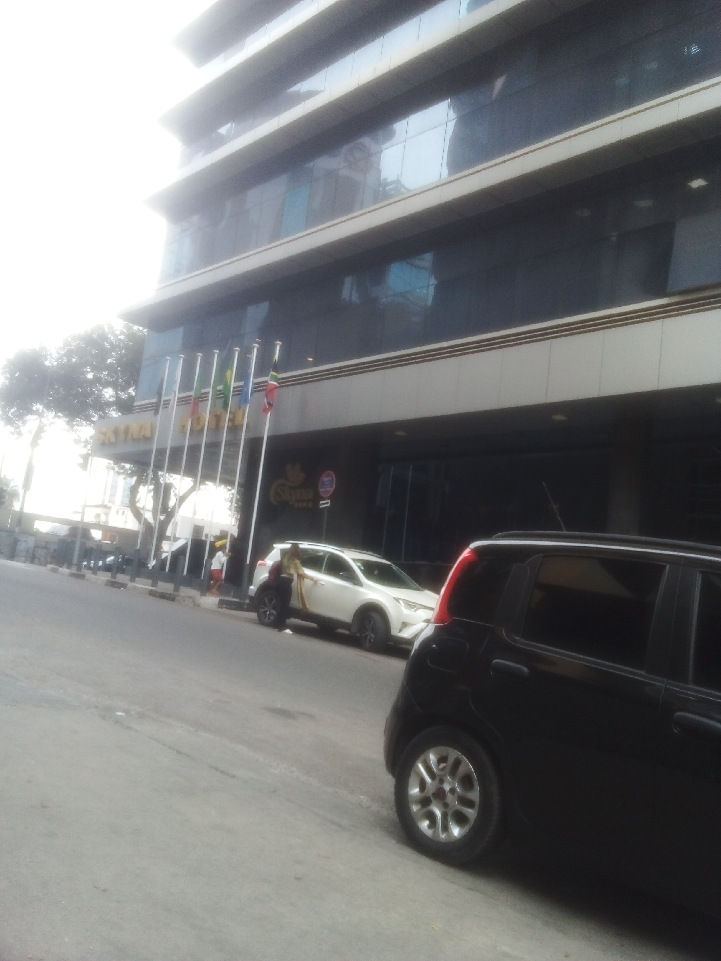 Фото Skyna Hotel Luanda