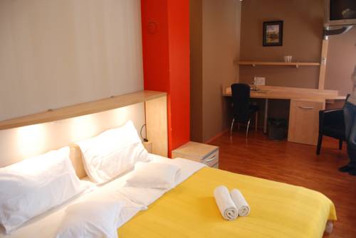 Фото Car Royal Apartments and Rooms