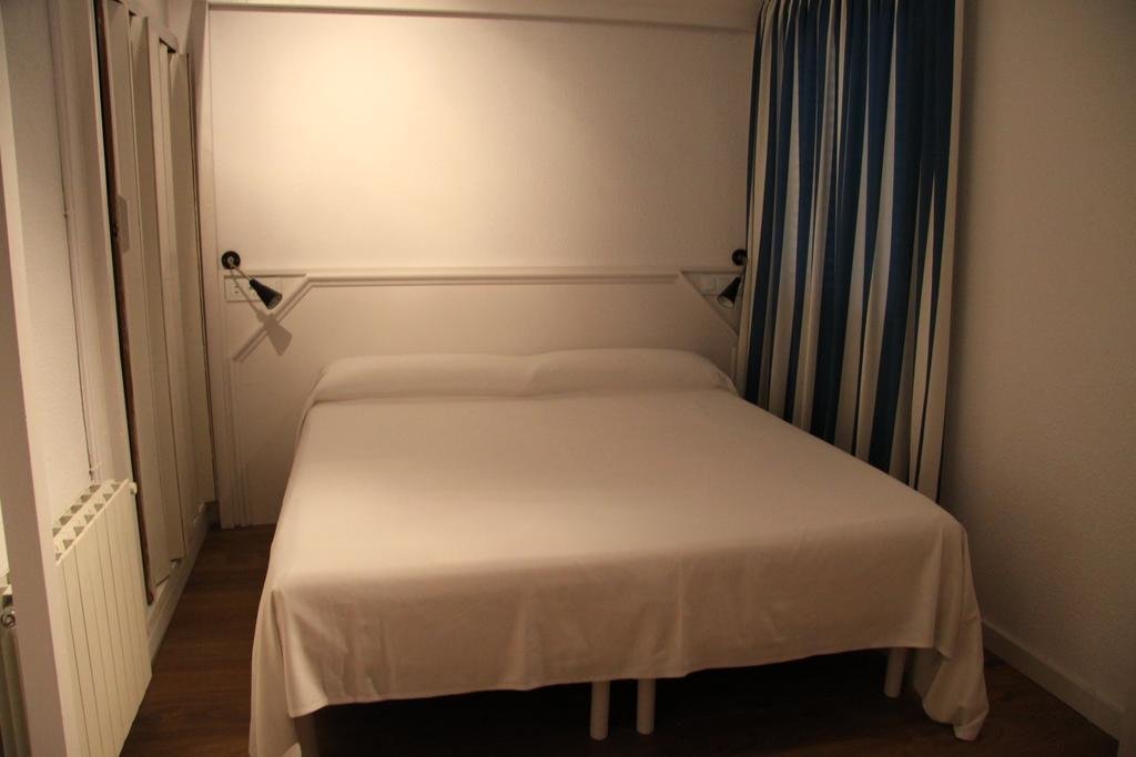 Фото Hotel Marina Palamós