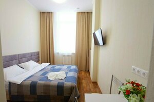 Апартель на Партизана Железняка, 40б