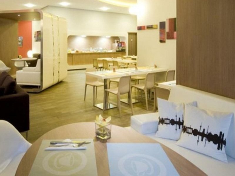 Фото Aparthotel Adagio Paris Haussmann Champs-Elysees