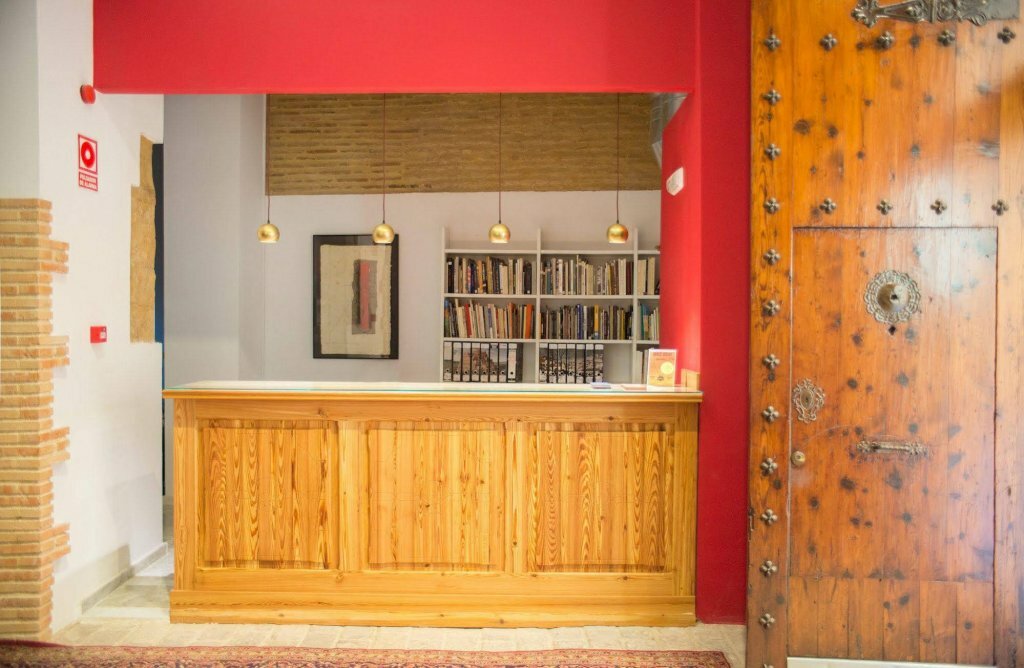 Фото Hotel Adhoc Carmen