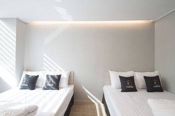 Фото K-Guesthouse Dongdaemun Premium