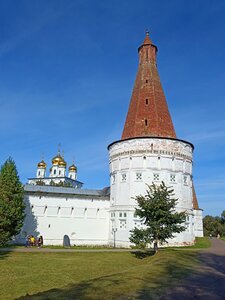Старицкая башня (Moscow Region, Volokolamskiy Urban District, territorialny otdel Teryayevskiy) ، معلم جذب سياحي