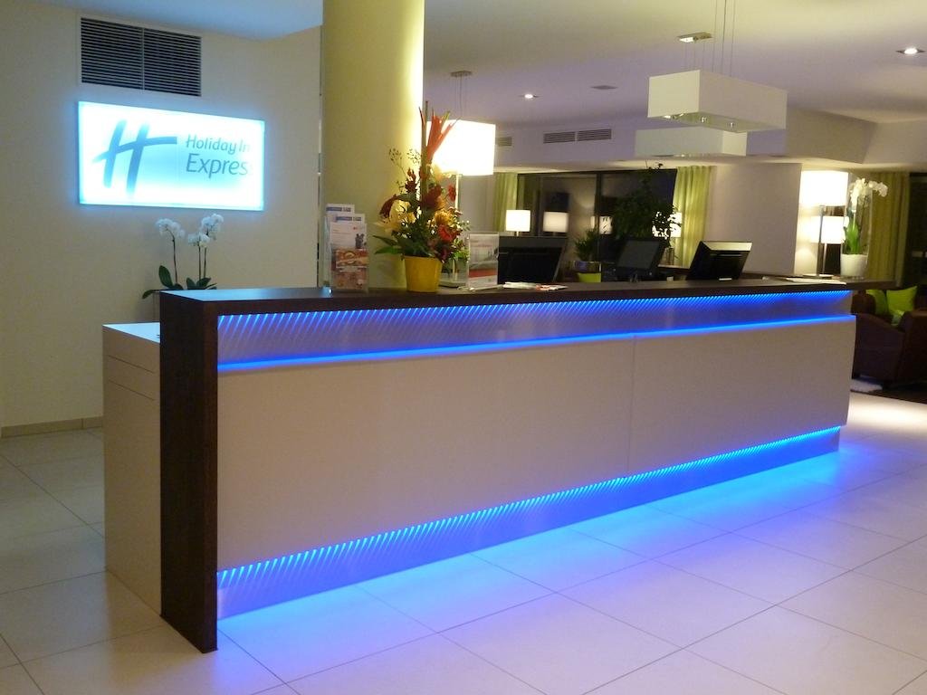 Фото Holiday Inn Express Neunkirchen